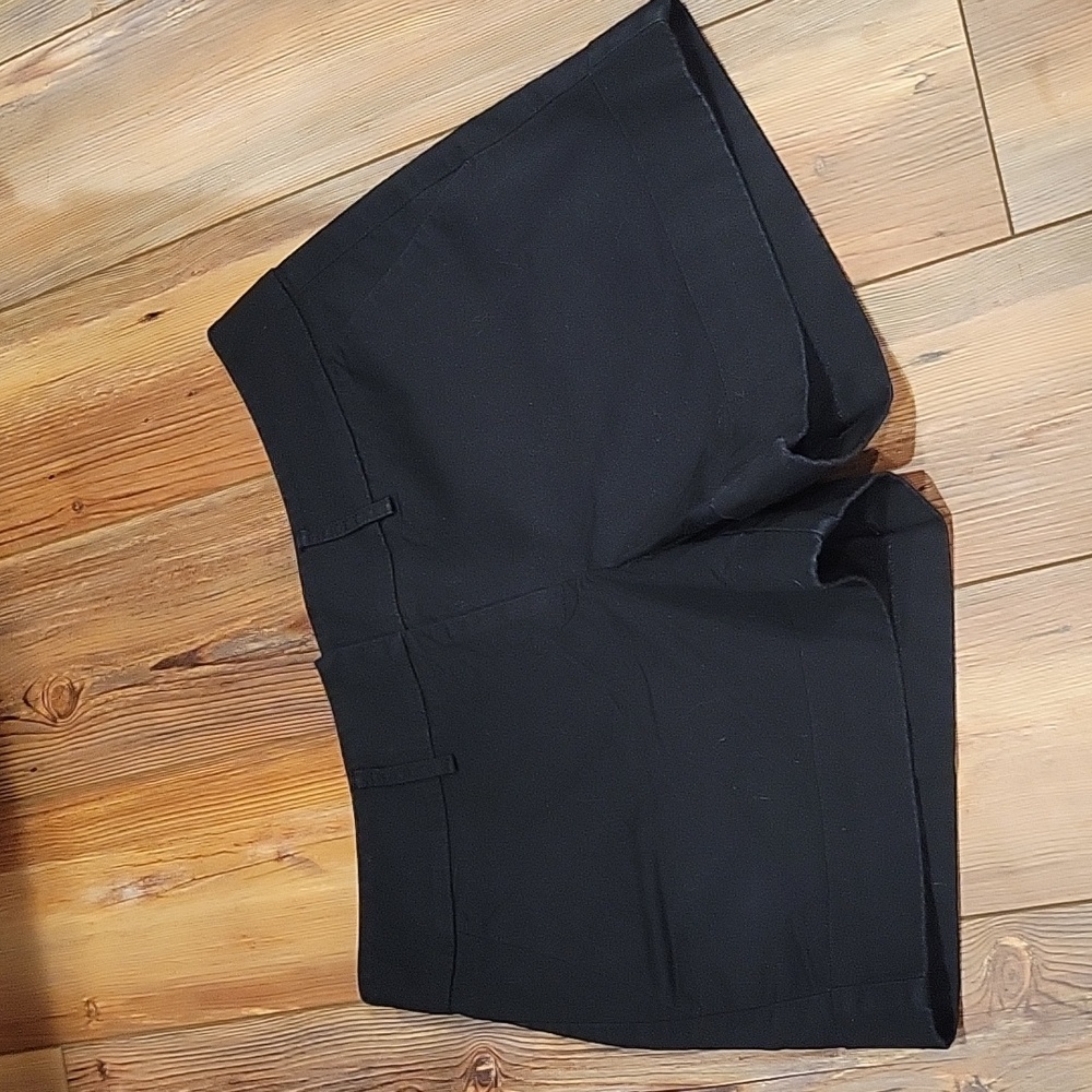 New York & company black shorts